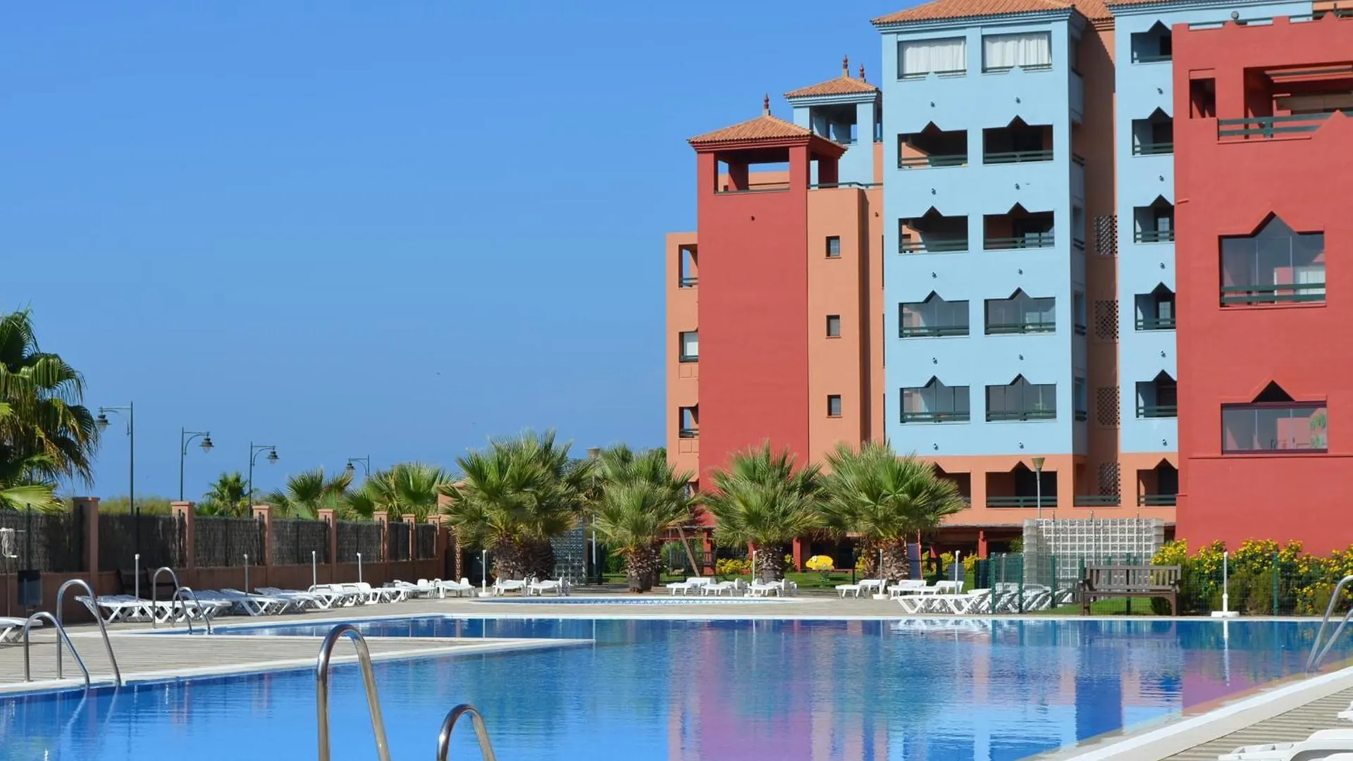 Las Palmeras Solmares Isla del Moral Apartment