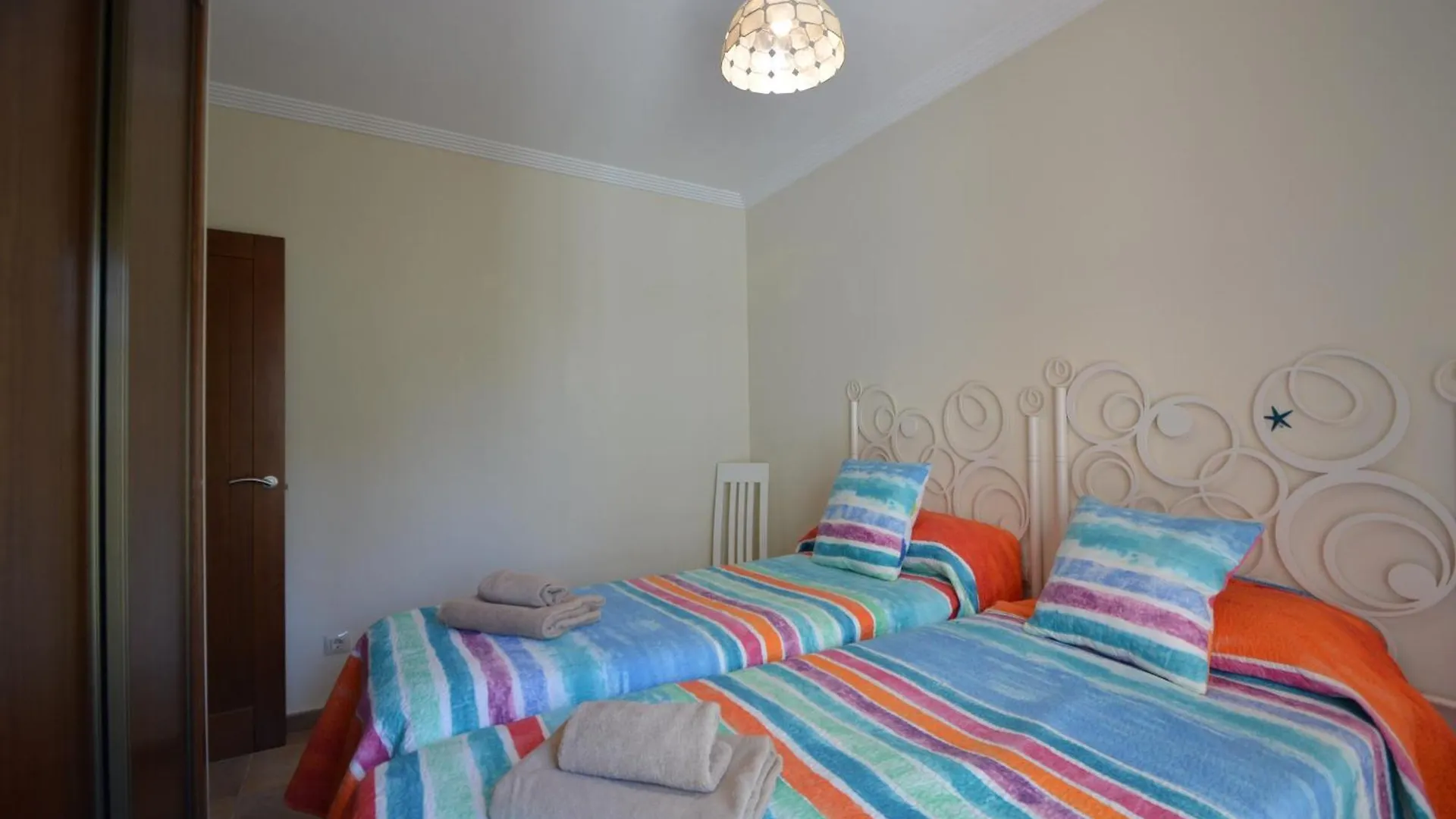 Las Palmeras Solmares Isla del Moral Apartment